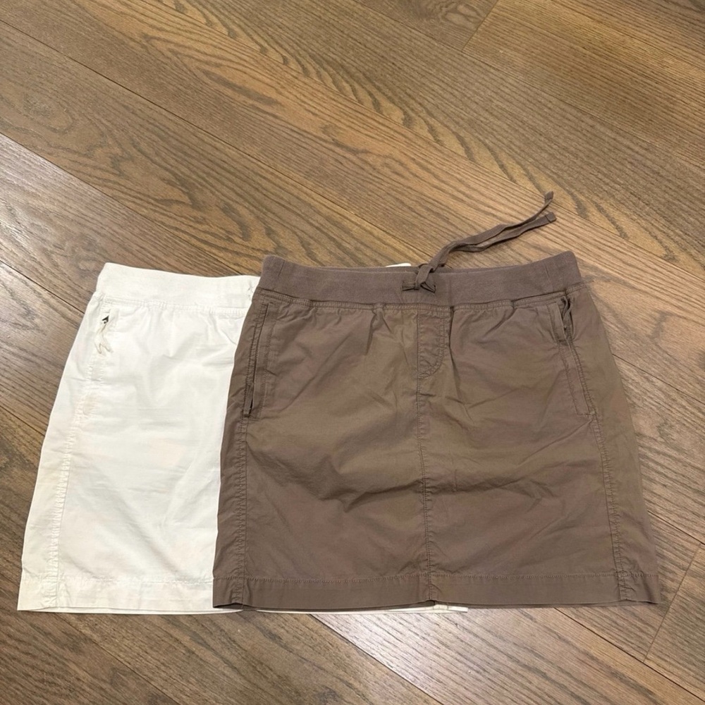 Two LOFT casual Skirts white & brown size small